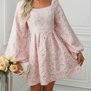 NEW WITH TAGS Elegant Pink Lace Dress